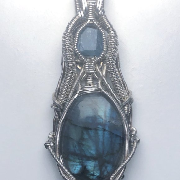 aquamarine and labradorite pendant - Picture 3 of 3